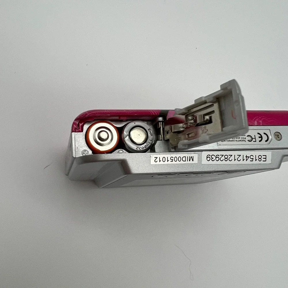 Hello Kitty Digital Camera Pink Silver‎ Kids Fun Photo Toy 2012